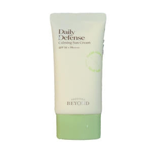 PASSION & BEYOND: Daily Defense Carming Sunscreen 100ml